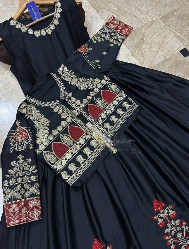 EMBRIODERED BUNCH MAXI WITH SEPARATE KOTI