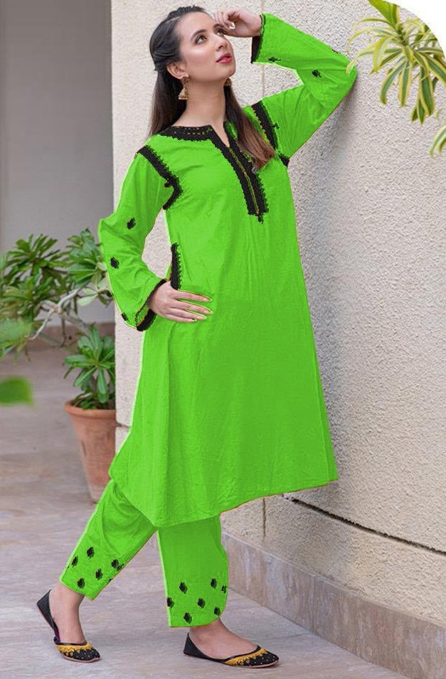 Pocket Style Embriodered Dress